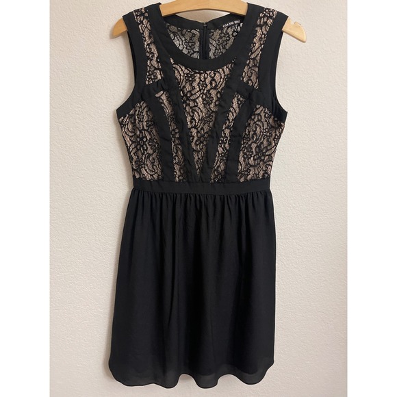 Gianni Bini Black Lace Dress Sleeveless Party Cocktail Sheath - Size 4 - Picture 1 of 4
